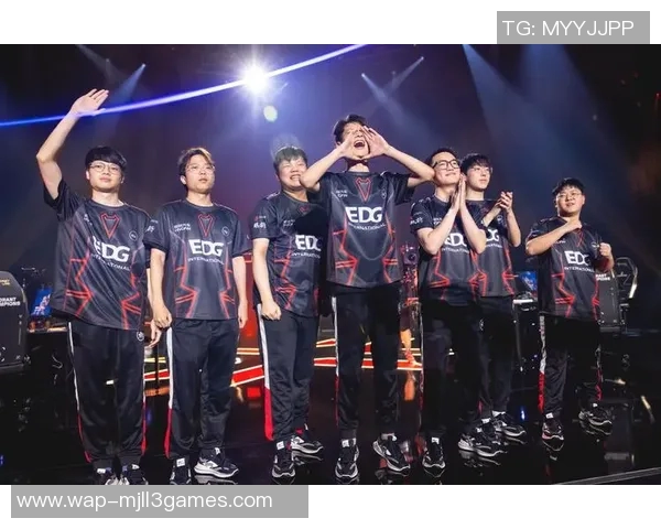 电竞新闻赛后复盘BLG与EDG的团队配合与战术分析探讨